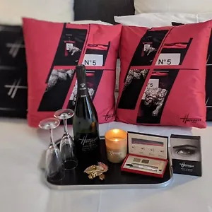 Appartamento Residences Harcourt - Ile Saint Louis -, Parigi