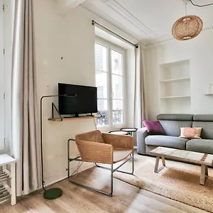 Appartamento Quartier De Free Netflix, Parigi