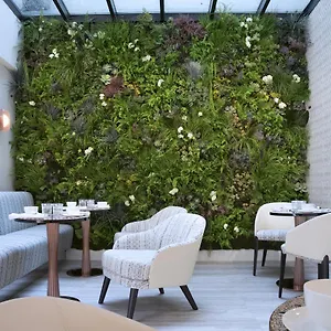 دريس كودآند سبا باريس